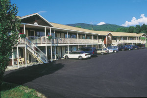 The Latntern Motel - The Lantern Resort Campground & Motel - Jefferson, NH