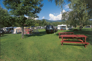 Campground - The Lantern Resort Campground & Motel - Jefferson, NH